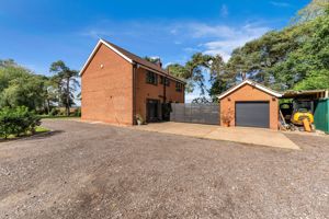 Photo 71- click for photo gallery